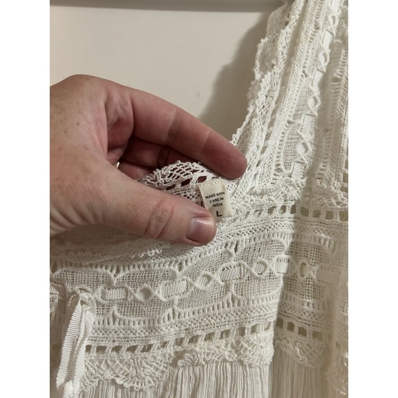 Doen Square neckline with crochet scallop trim, flutter sleeves, pleated Dress L - Picture 7 of 14